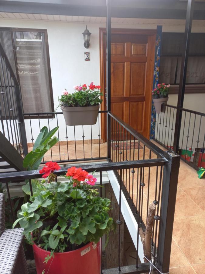 Rancha Azul Inn Alajuela Zewnętrze zdjęcie